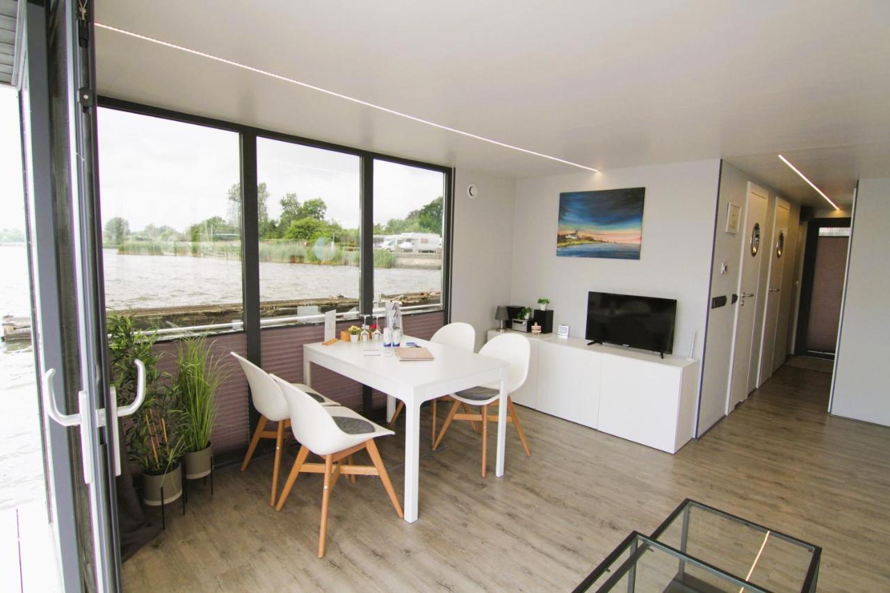 Hausboot Fjord Nordstern Mit Dachterrasse In Schleswig Hotel Eksteriør billede
